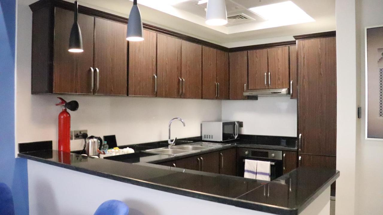 Al Riyadh Hotel Apartments 아부다비 외부 사진