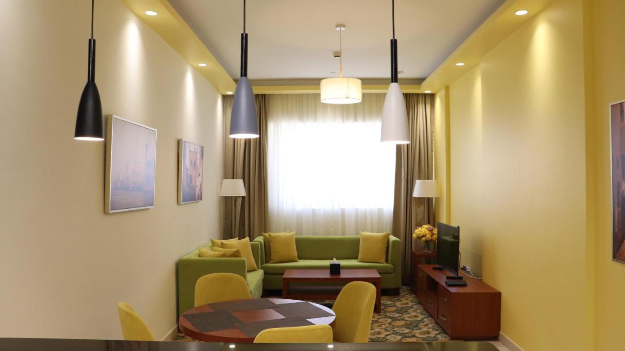 Al Riyadh Hotel Apartments 아부다비 외부 사진