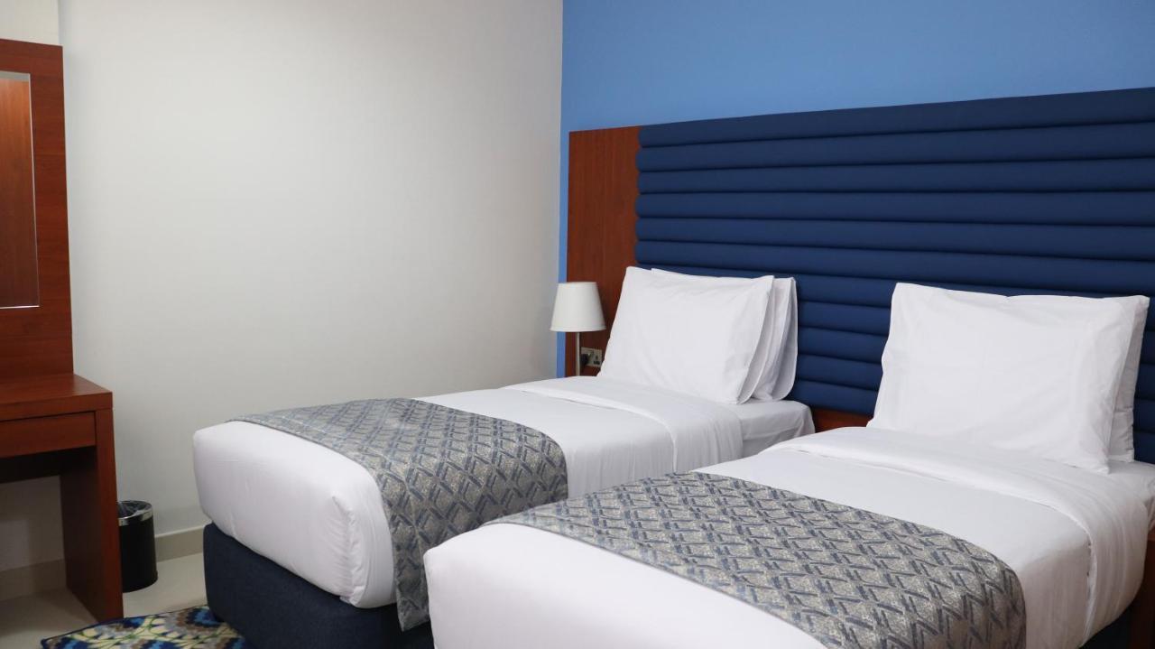 Al Riyadh Hotel Apartments 아부다비 외부 사진