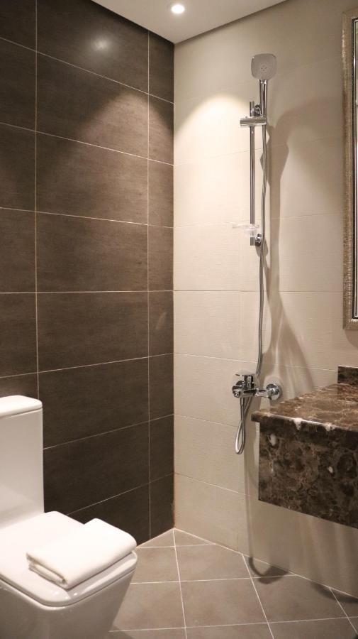 Al Riyadh Hotel Apartments 아부다비 외부 사진