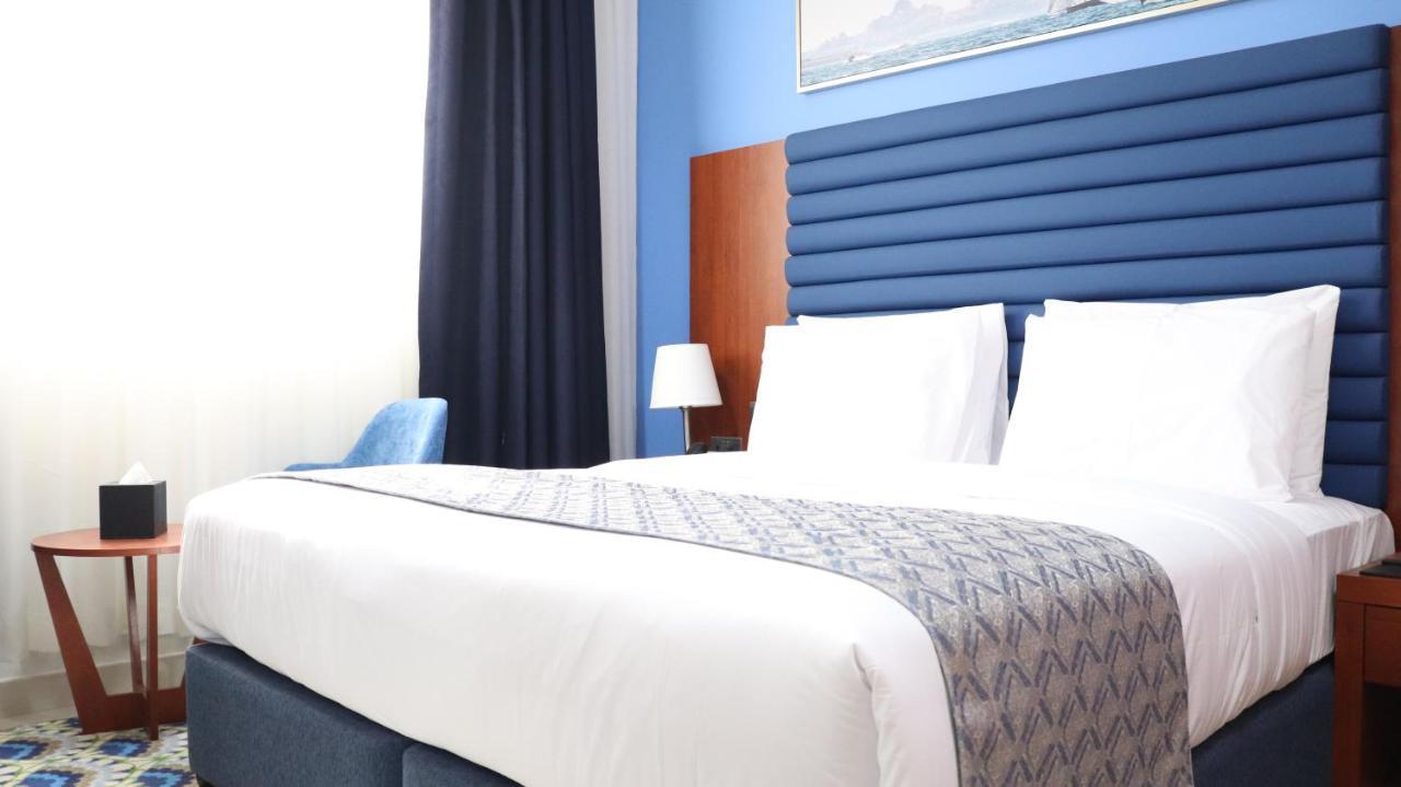 Al Riyadh Hotel Apartments 아부다비 외부 사진