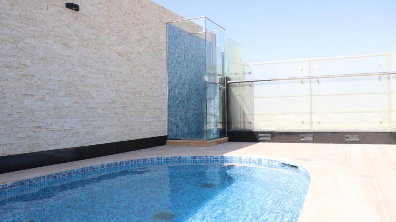Al Riyadh Hotel Apartments 아부다비 외부 사진